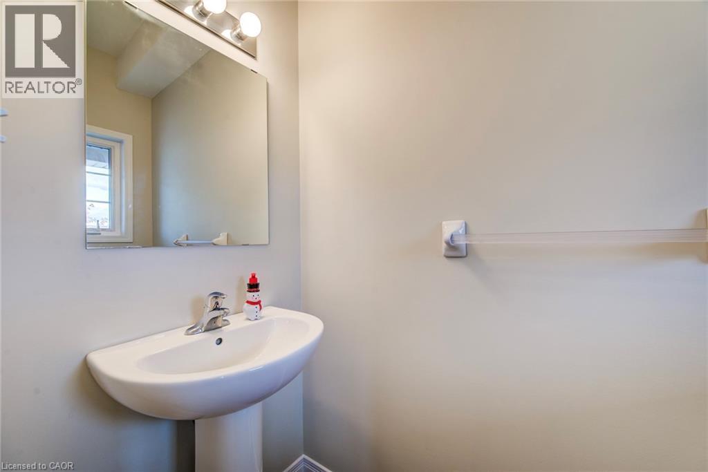 50 Pinnacle Drive Unit# 40, Kitchener, Ontario  N2P 0H8 - Photo 8 - 40779755