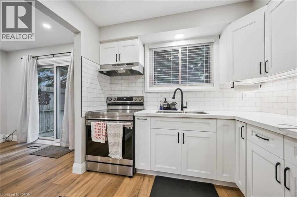 285 Bluevale Street Unit# 21, Waterloo, Ontario  N2J 4L8 - Photo 6 - 40781058