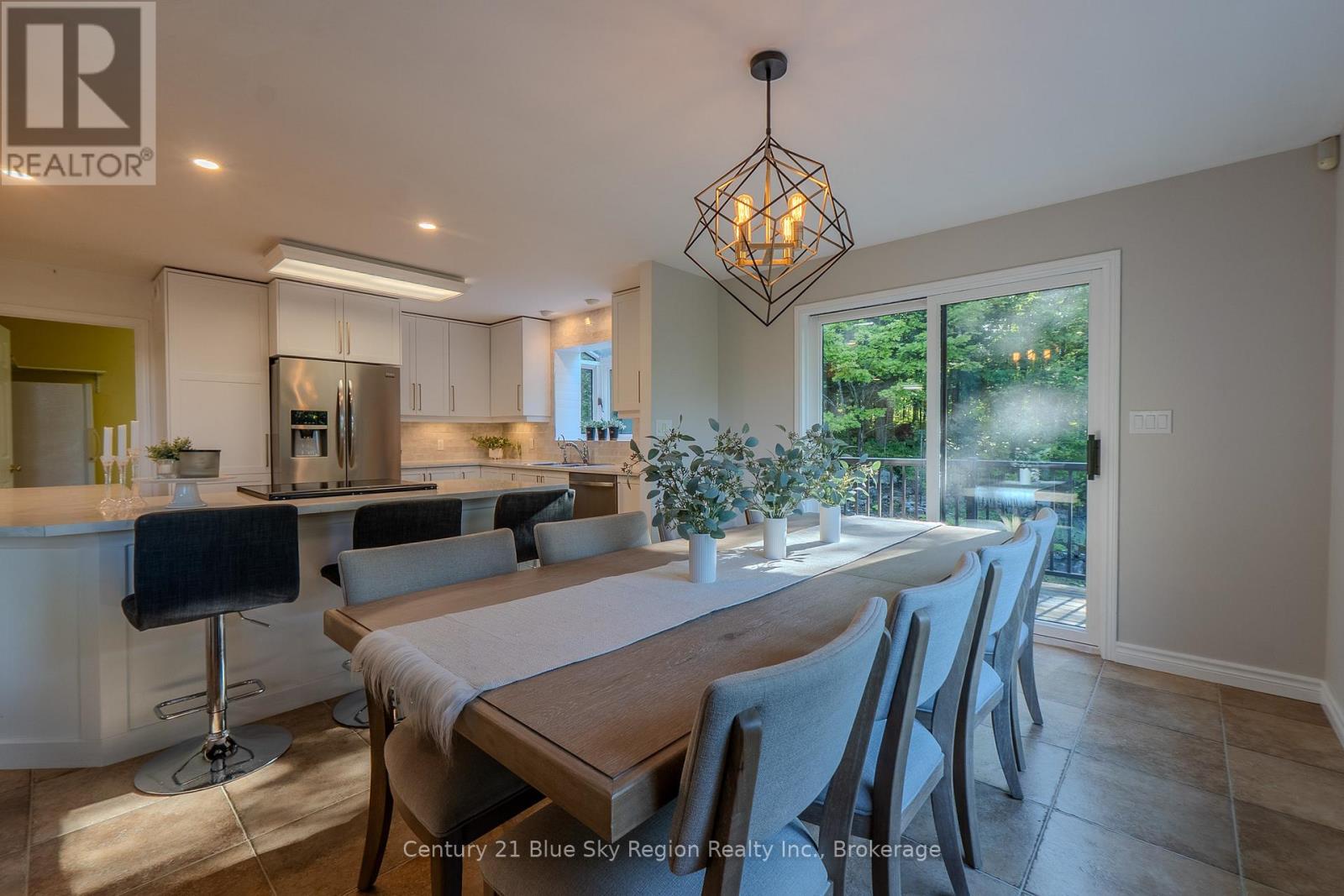 708 Anita Avenue, North Bay, Ontario  P1B 8G4 - Photo 18 - X12475463