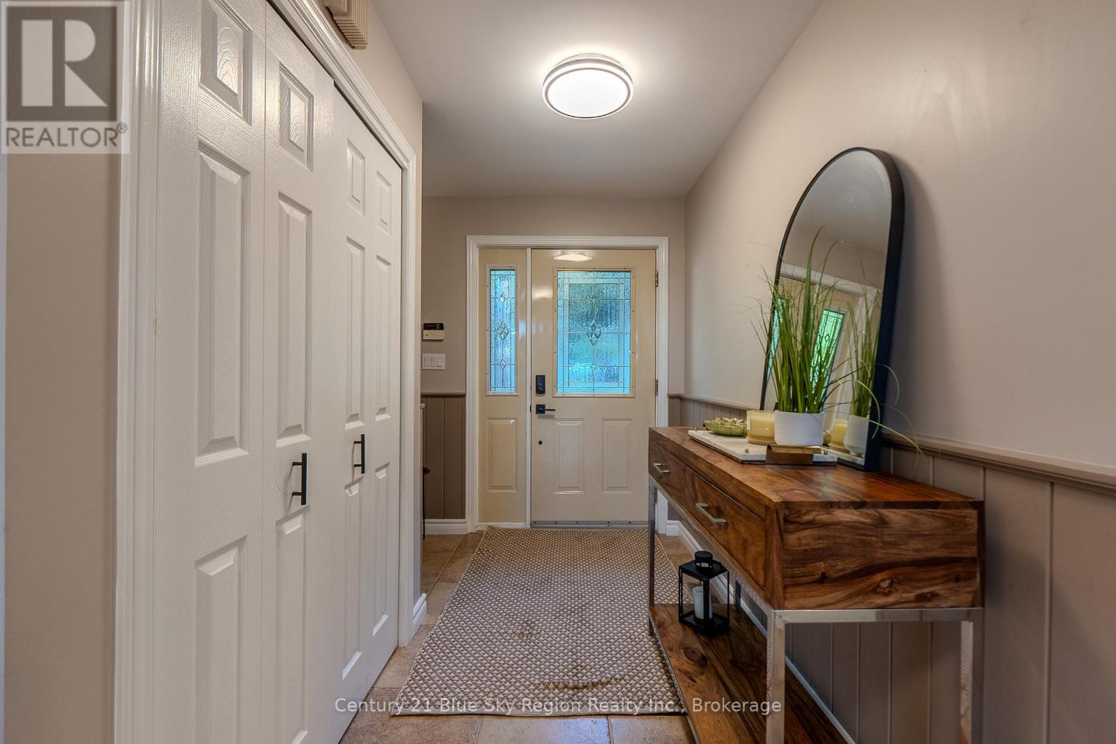 708 Anita Avenue, North Bay, Ontario  P1B 8G4 - Photo 8 - X12475463