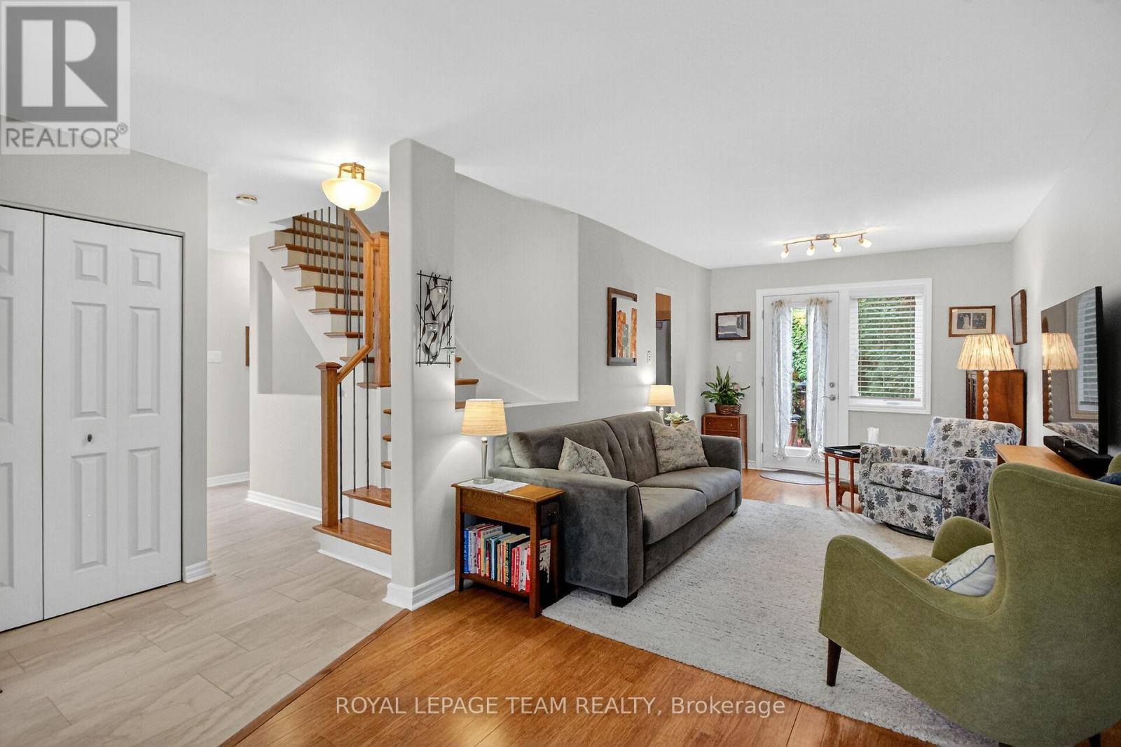 21 Raftus Square, Ottawa, Ontario  K2J 2K9 - Photo 10 - X12475448