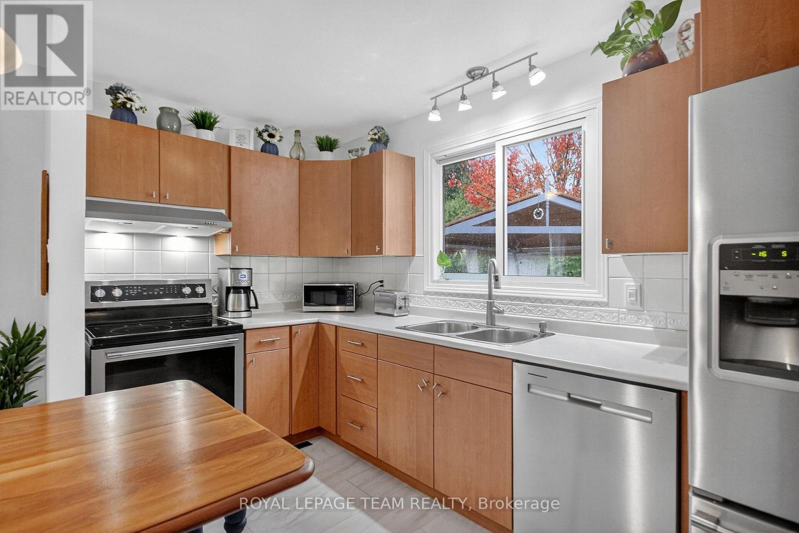 21 Raftus Square, Ottawa, Ontario  K2J 2K9 - Photo 13 - X12475448