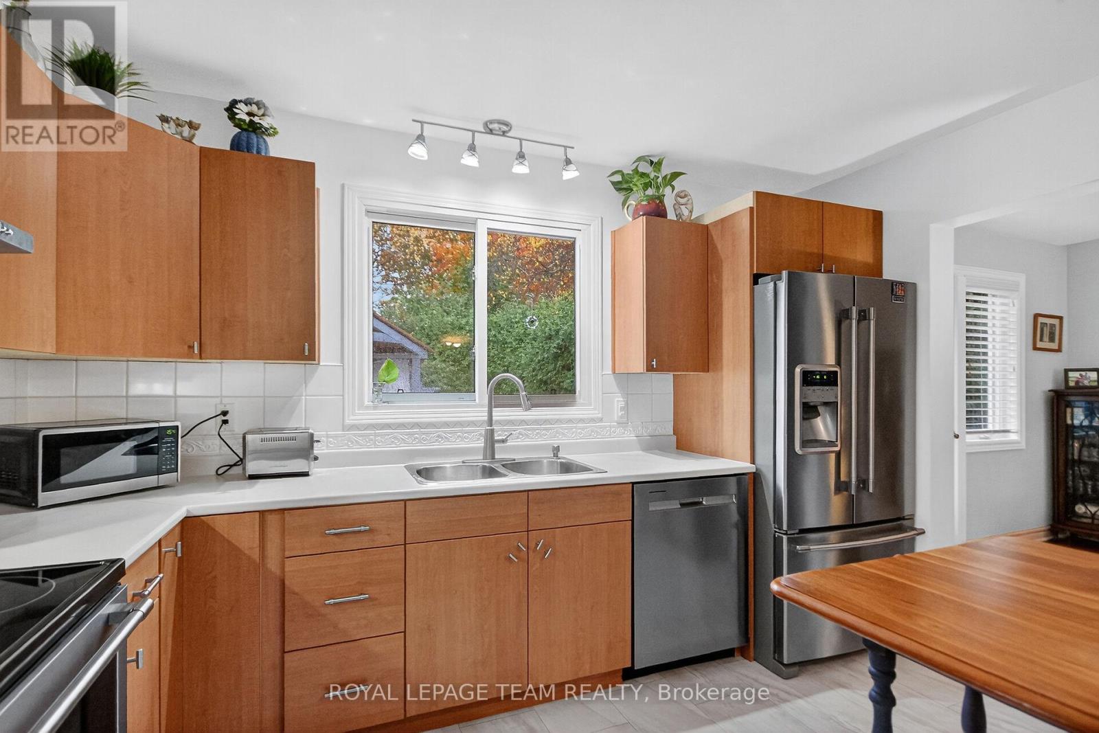 21 Raftus Square, Ottawa, Ontario  K2J 2K9 - Photo 15 - X12475448
