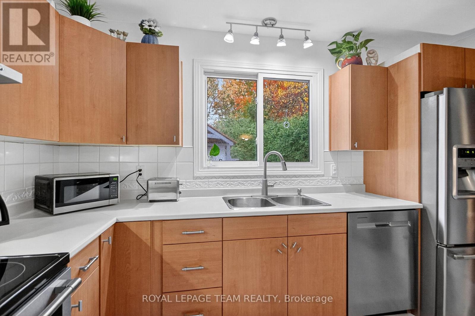 21 Raftus Square, Ottawa, Ontario  K2J 2K9 - Photo 18 - X12475448