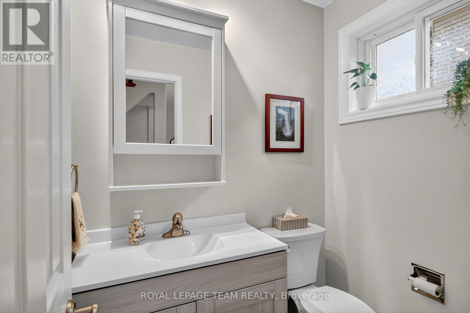 21 Raftus Square, Ottawa, Ontario  K2J 2K9 - Photo 20 - X12475448
