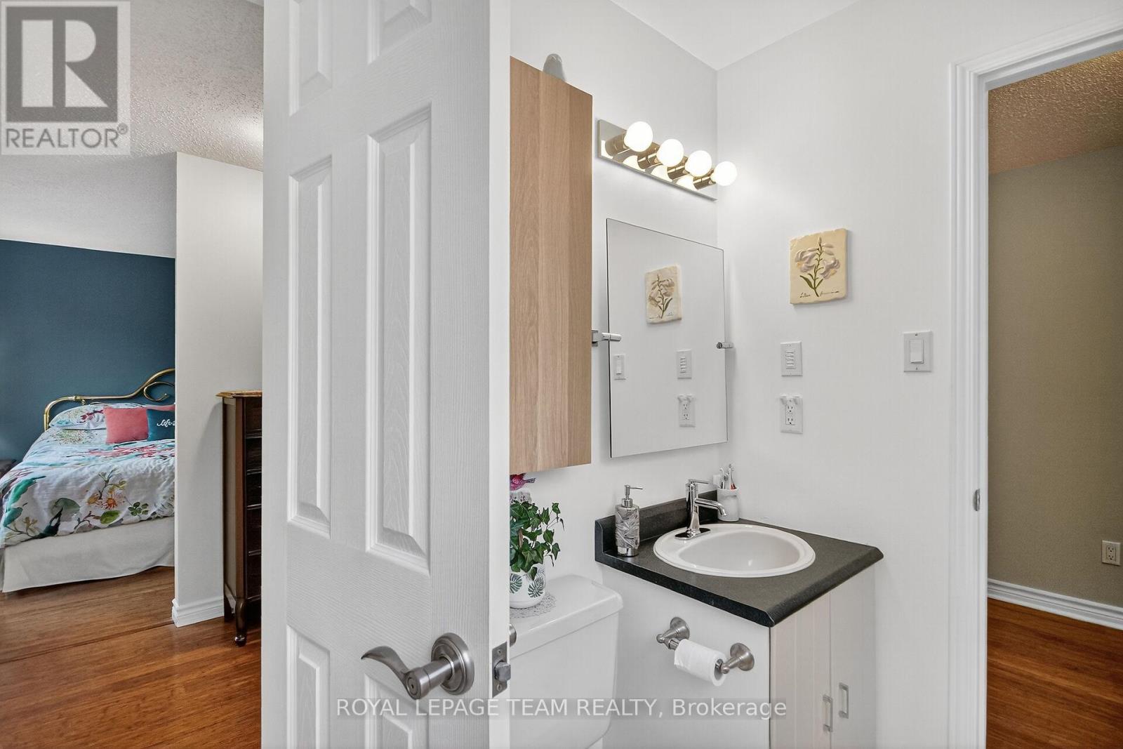 21 Raftus Square, Ottawa, Ontario  K2J 2K9 - Photo 25 - X12475448