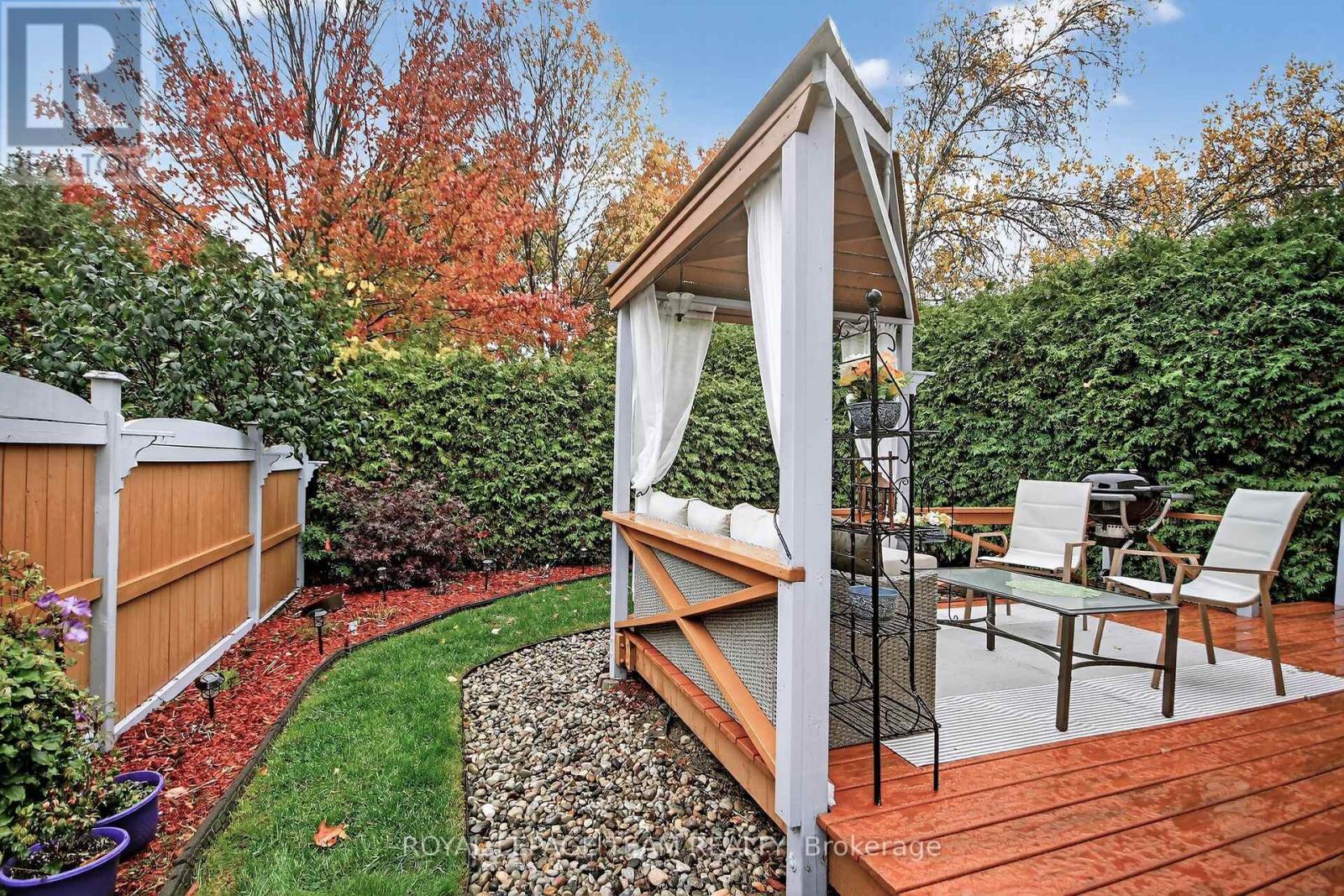 21 Raftus Square, Ottawa, Ontario  K2J 2K9 - Photo 41 - X12475448