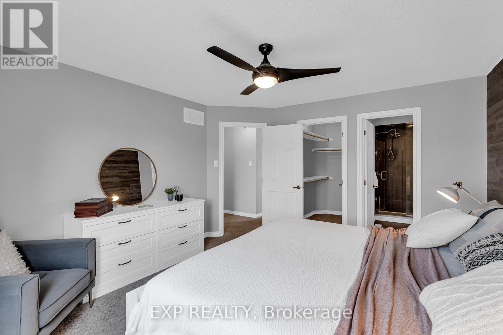 709 Maloja Way, Ottawa, Ontario  K2S 0N6 - Photo 19 - X12475465