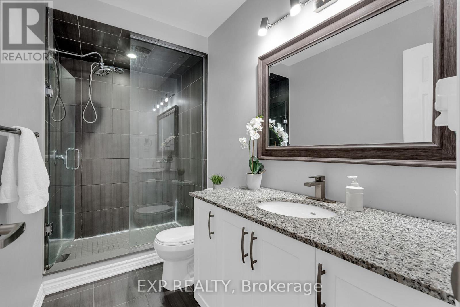 709 Maloja Way, Ottawa, Ontario  K2S 0N6 - Photo 22 - X12475465