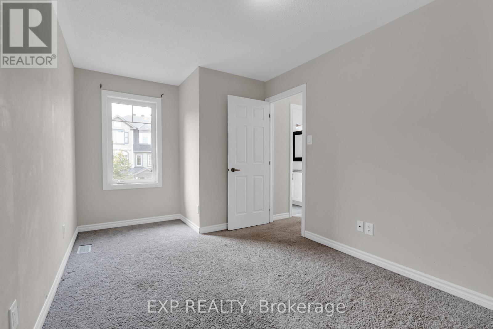 709 Maloja Way, Ottawa, Ontario  K2S 0N6 - Photo 30 - X12475465