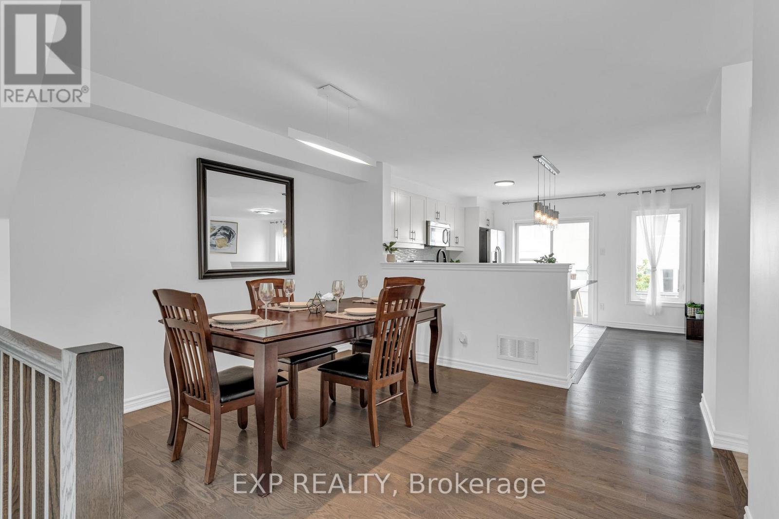 709 Maloja Way, Ottawa, Ontario  K2S 0N6 - Photo 6 - X12475465