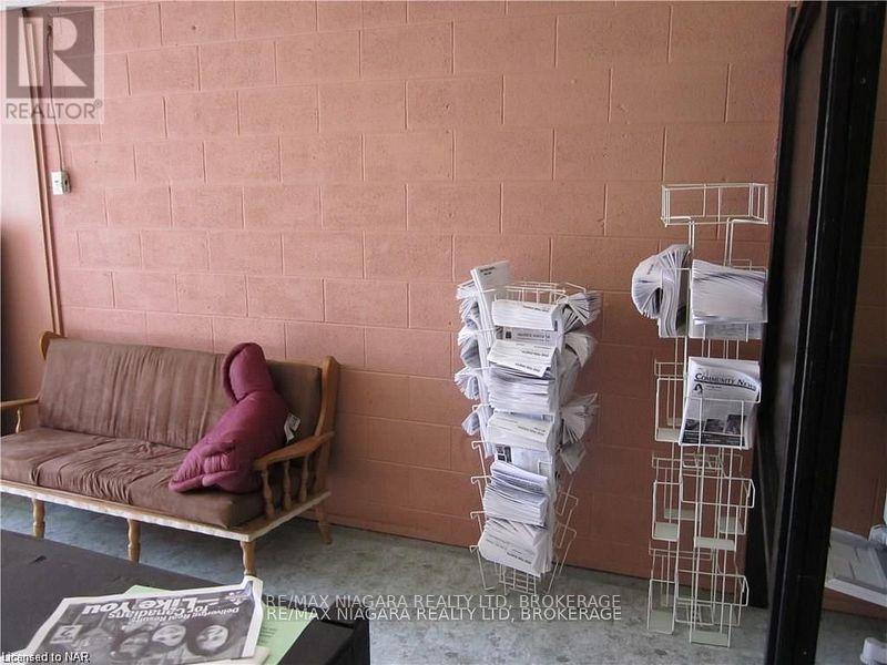 4541 Crysler Avenue, Niagara Falls, Ontario  L2E 3V5 - Photo 13 - X12475502