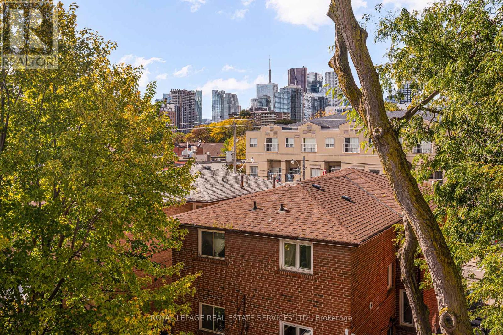 64 Arnold Avenue, Toronto, Ontario  M5A 3B2 - Photo 33 - C12474839