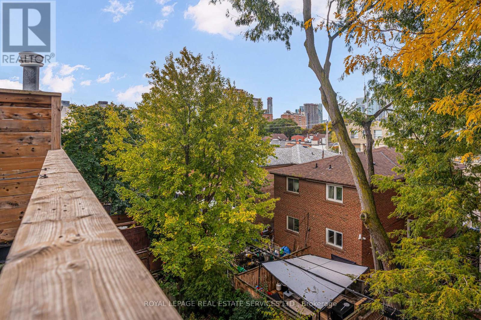 64 Arnold Avenue, Toronto, Ontario  M5A 3B2 - Photo 26 - C12474839