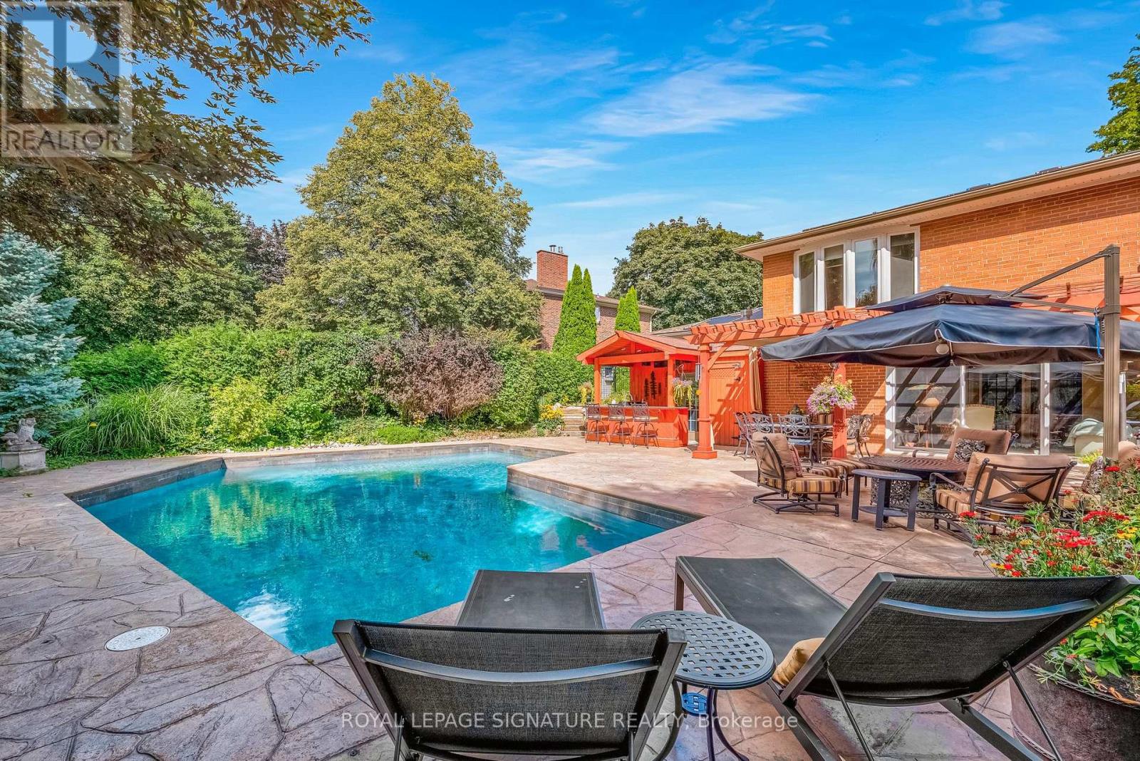 41 Denver Crescent, Toronto, Ontario  M2J 1G6 - Photo 3 - C12463449