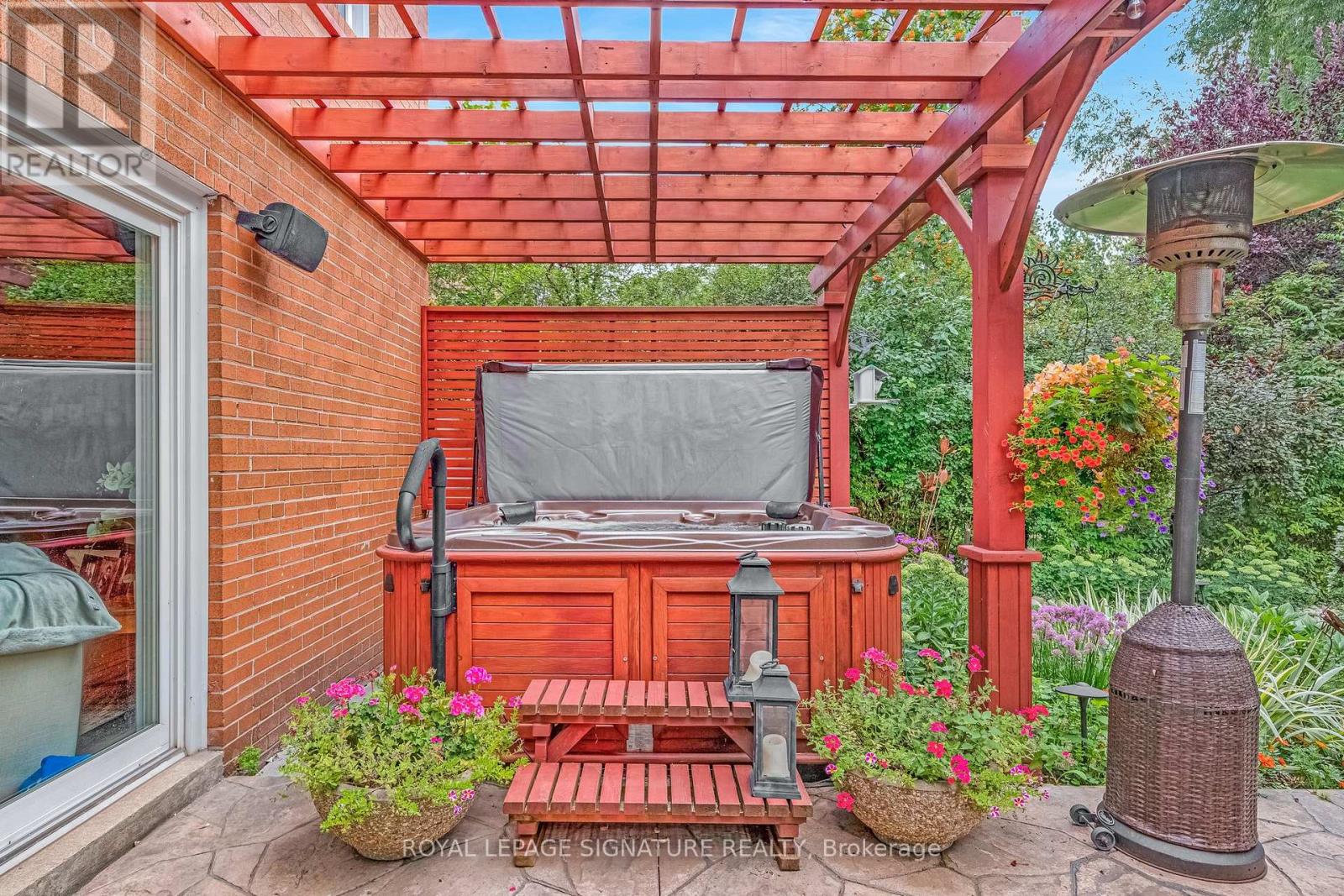 41 Denver Crescent, Toronto, Ontario  M2J 1G6 - Photo 38 - C12463449