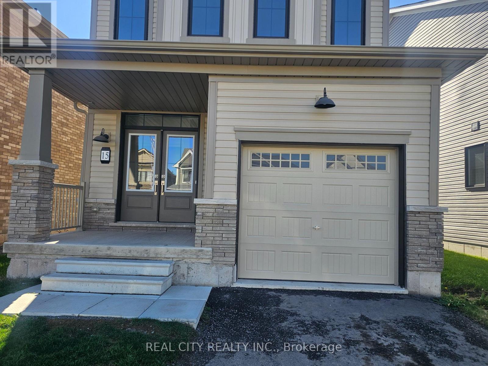 15 Rudder Road, Welland, Ontario  L3B 0M5 - Photo 3 - X12385915