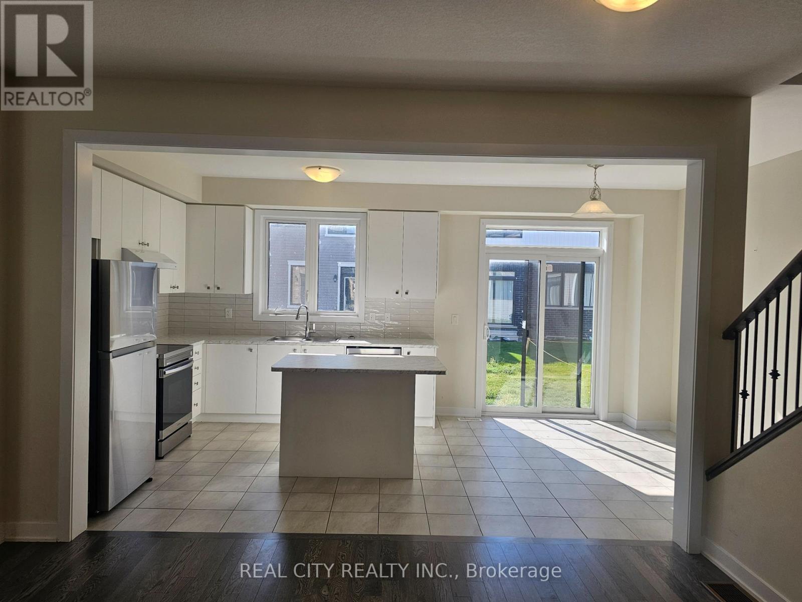 15 Rudder Road, Welland, Ontario  L3B 0M5 - Photo 15 - X12394384