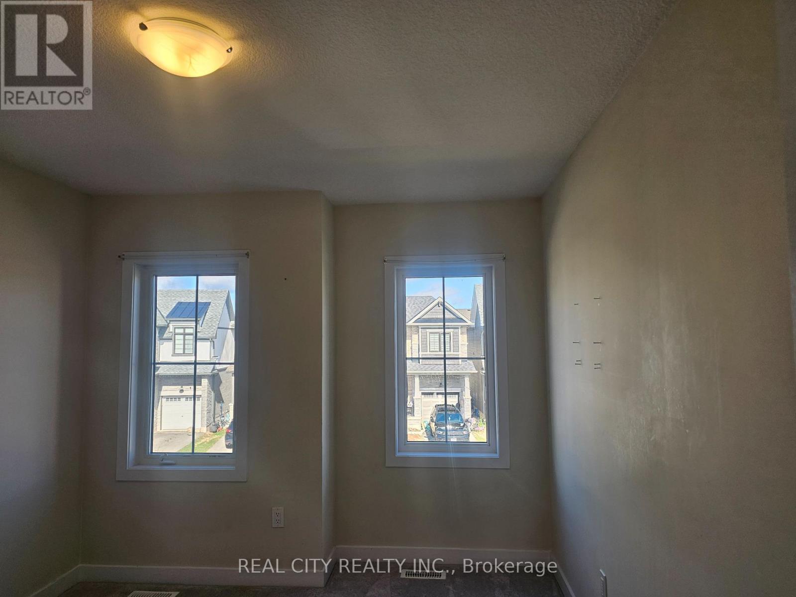 15 Rudder Road, Welland, Ontario  L3B 0M5 - Photo 31 - X12394384