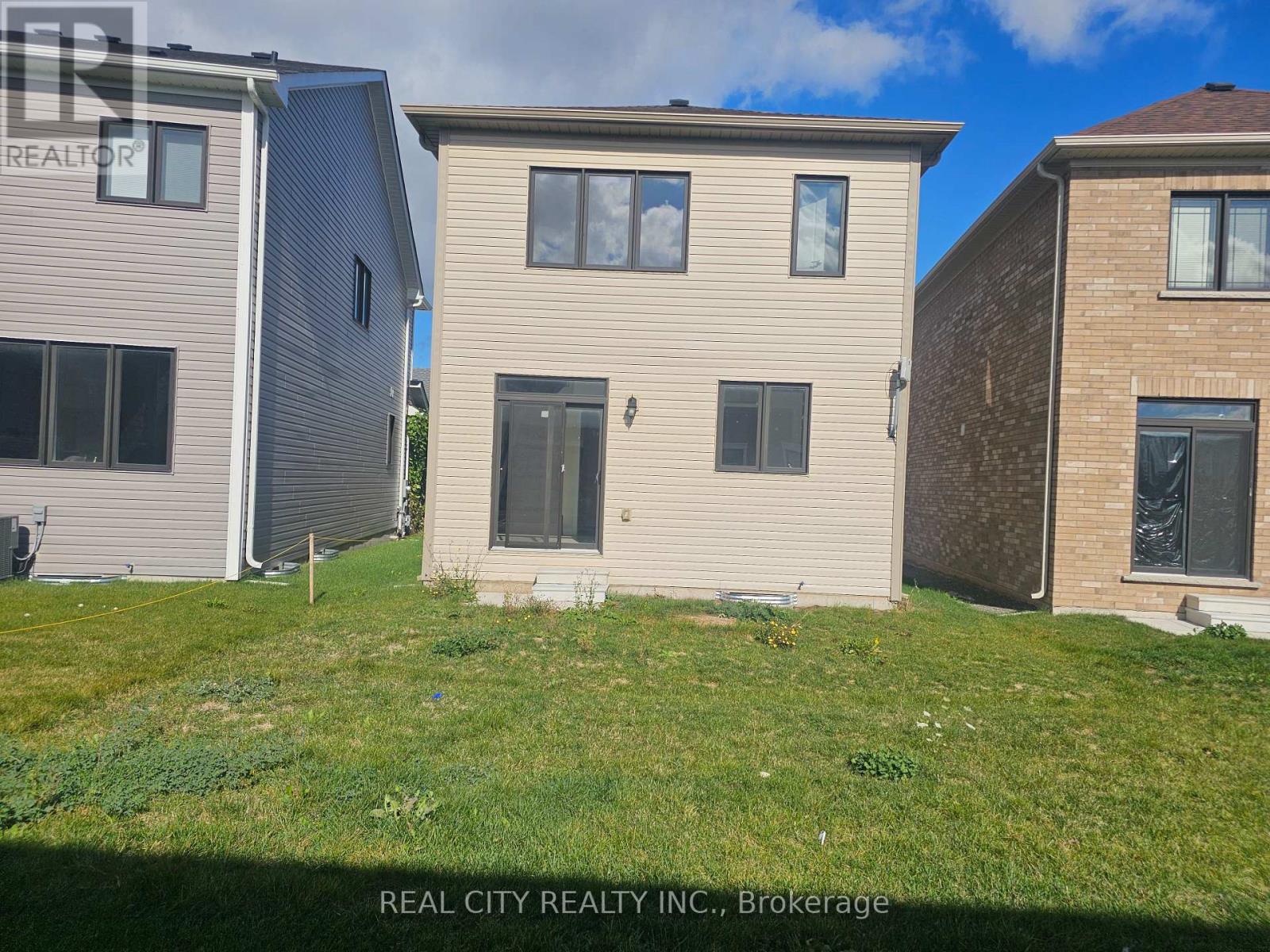 15 Rudder Road, Welland, Ontario  L3B 0M5 - Photo 40 - X12394384