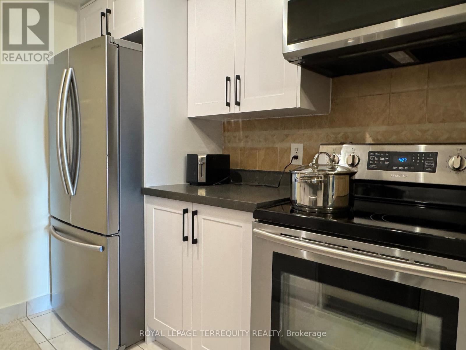 601 - 256 Doris Avenue, Toronto, Ontario  M2N 6X8 - Photo 7 - C12474531