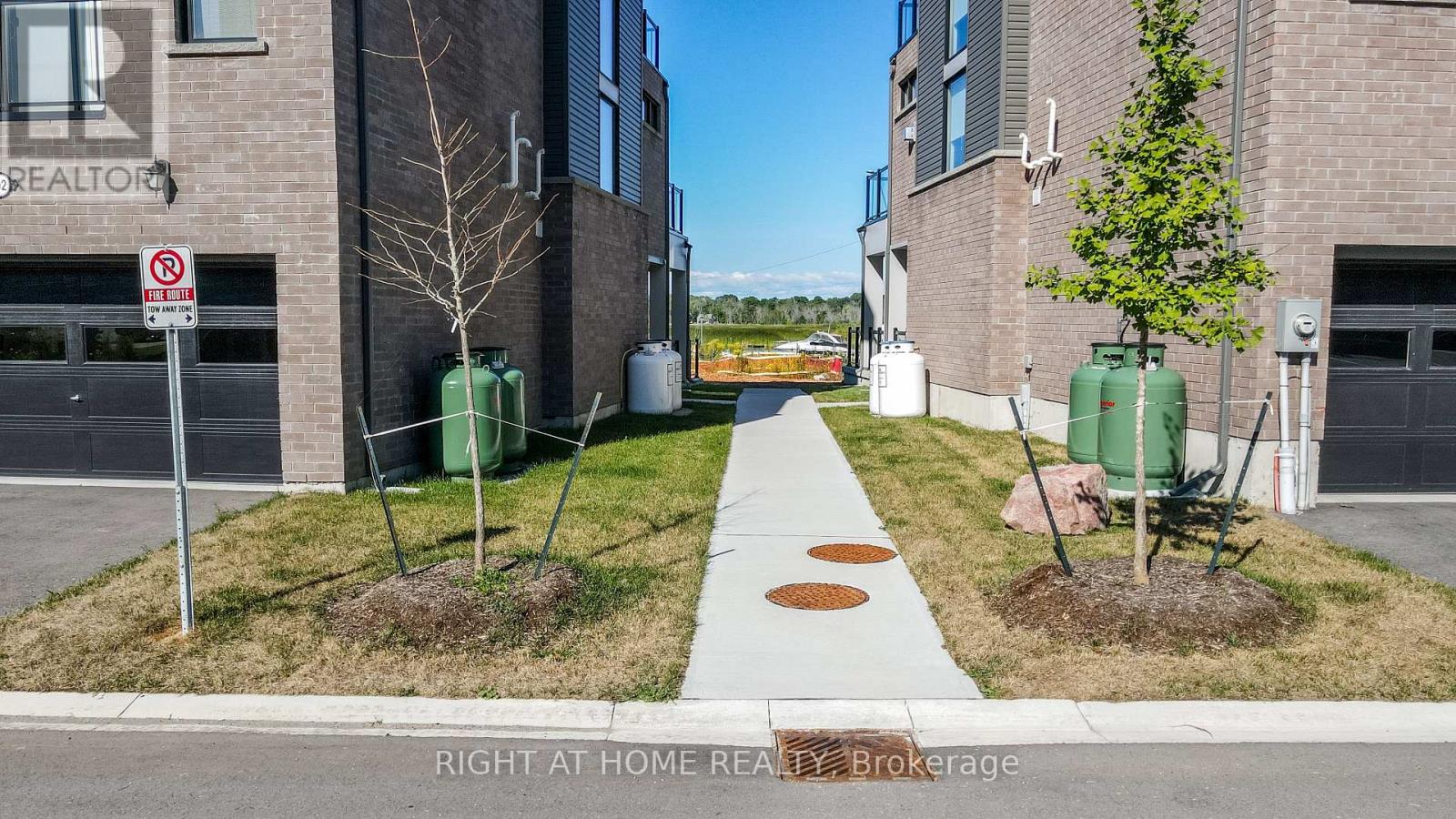 100 Marina Village Drive, Georgian Bay, Ontario  L0K 1S0 - Photo 43 - X12369643