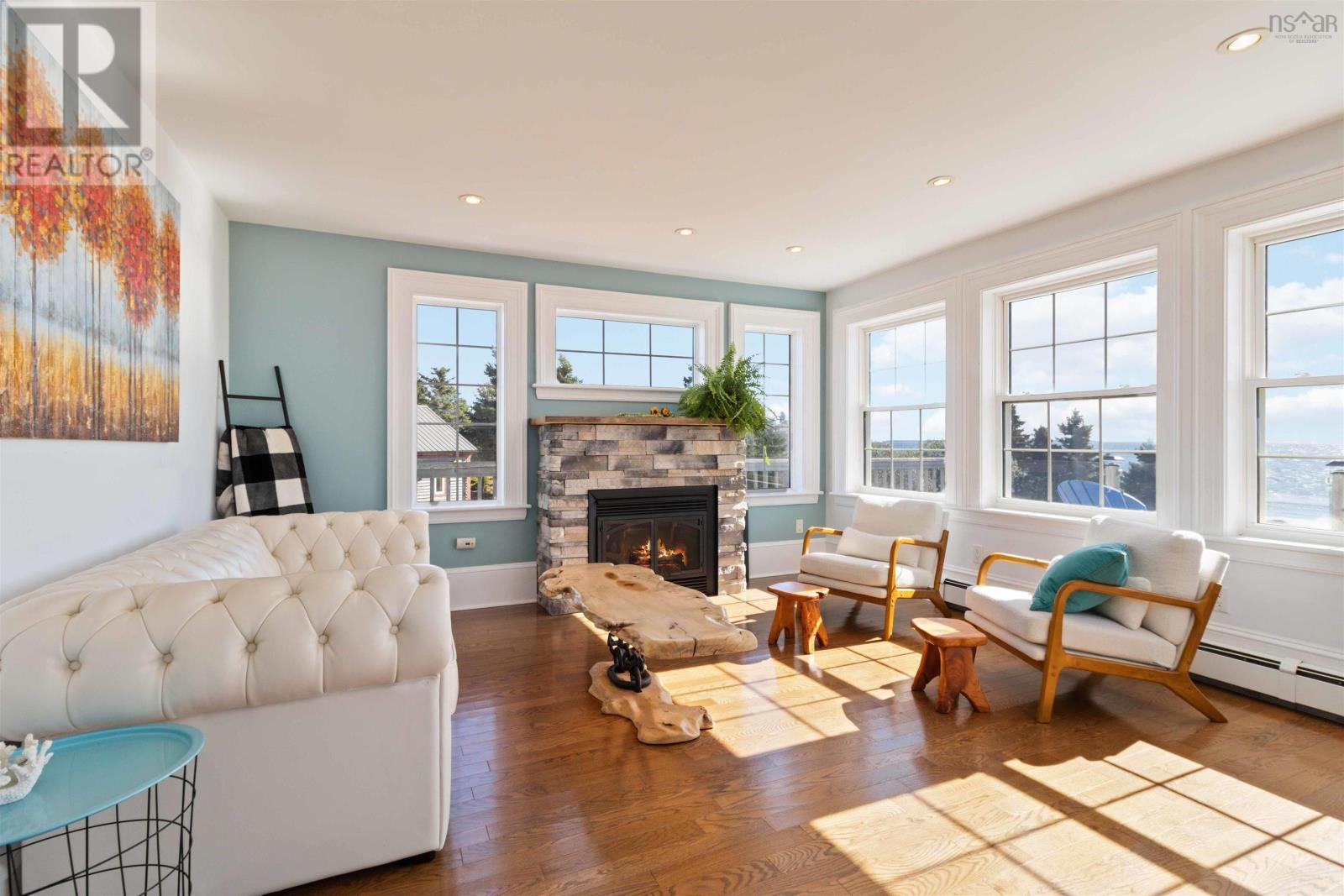 157 The Point Road, Blue Rocks, Nova Scotia  B0J 2C0 - Photo 10 - 202526324