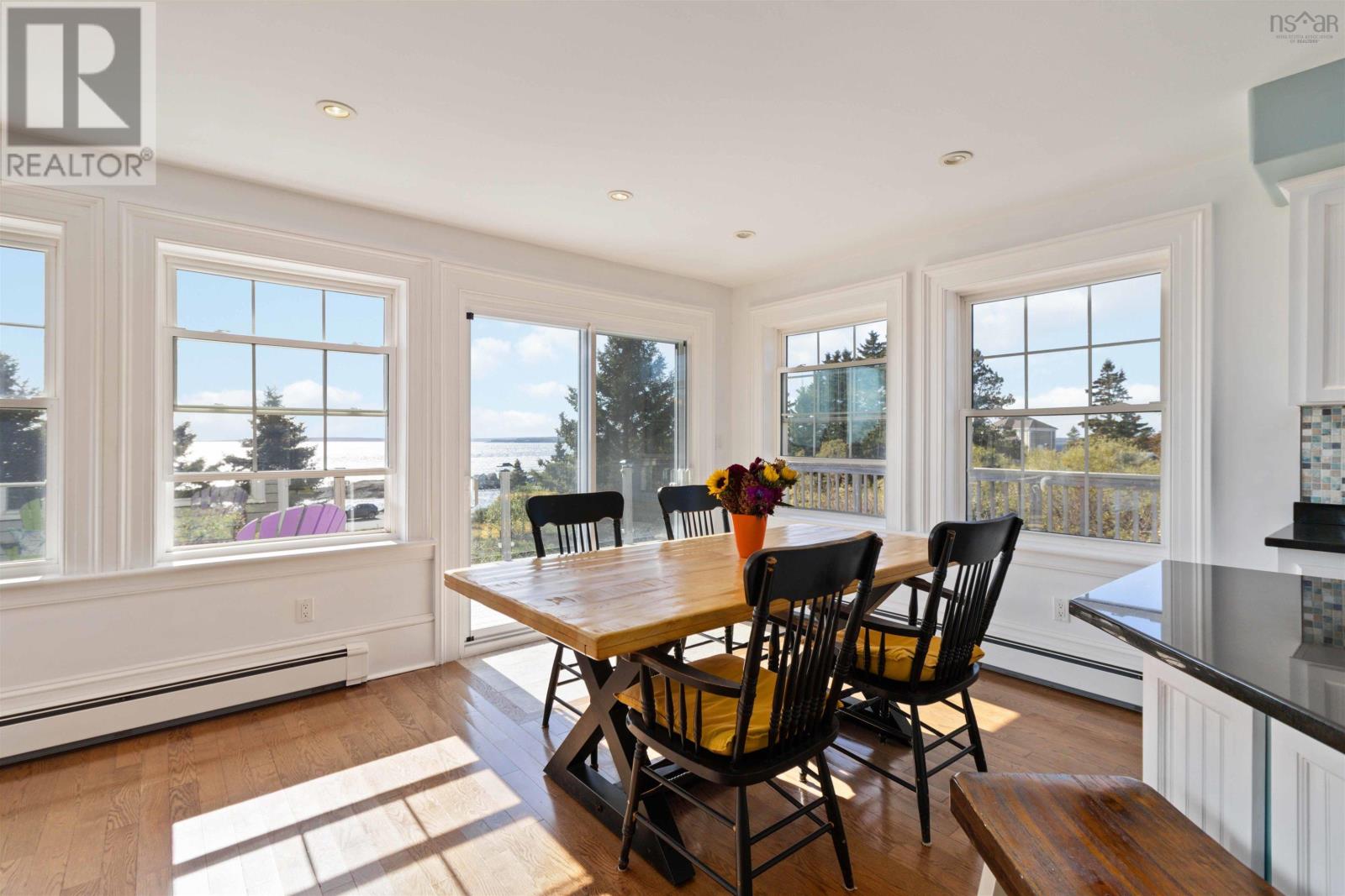 157 The Point Road, Blue Rocks, Nova Scotia  B0J 2C0 - Photo 21 - 202526324