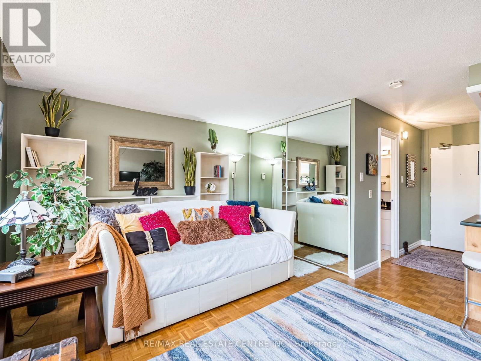 Ph4/604 - 3625 Lakeshore Boulevard, Toronto, Ontario  M8W 4W2 - Photo 24 - W12472779