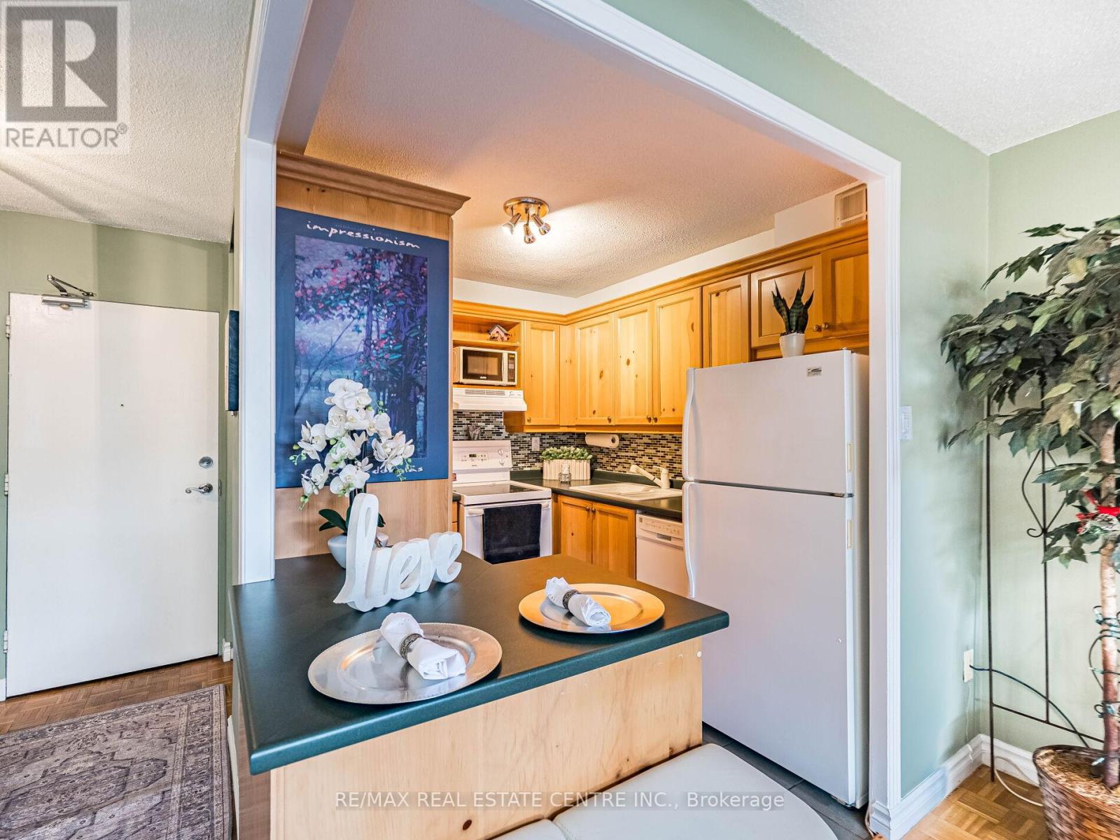 Ph4/604 - 3625 Lakeshore Boulevard, Toronto, Ontario  M8W 4W2 - Photo 26 - W12472779