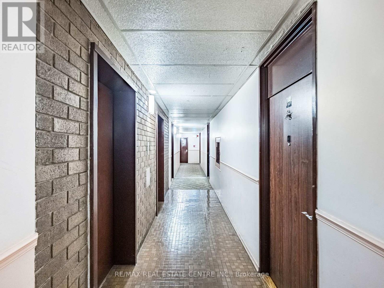 Ph4/604 - 3625 Lakeshore Boulevard, Toronto, Ontario  M8W 4W2 - Photo 8 - W12472779