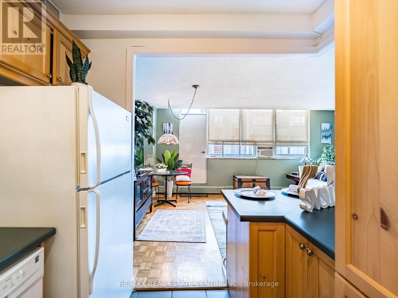 Ph4/604 - 3625 Lakeshore Boulevard, Toronto, Ontario  M8W 4W2 - Photo 33 - W12472779