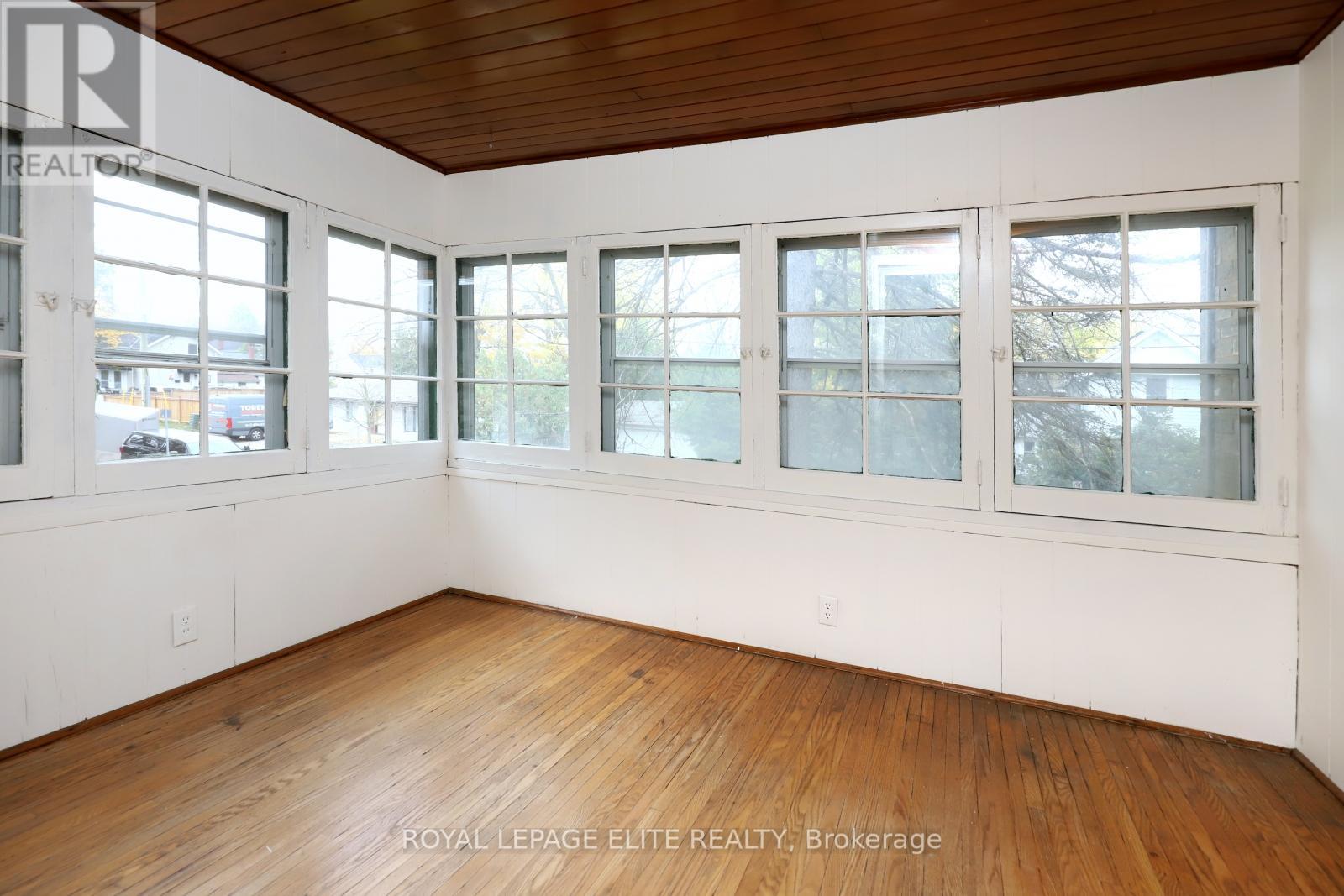 18-20 Reuben Street, Aurora, Ontario  L4G 2M2 - Photo 20 - N12465218
