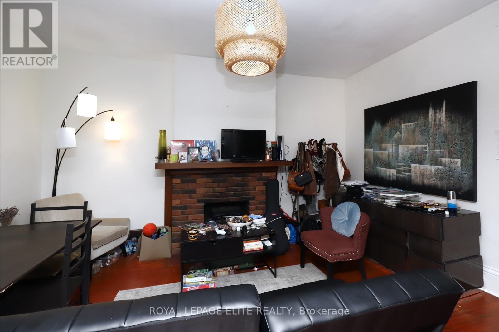 18-20 Reuben Street, Aurora, Ontario  L4G 2M2 - Photo 25 - N12465218