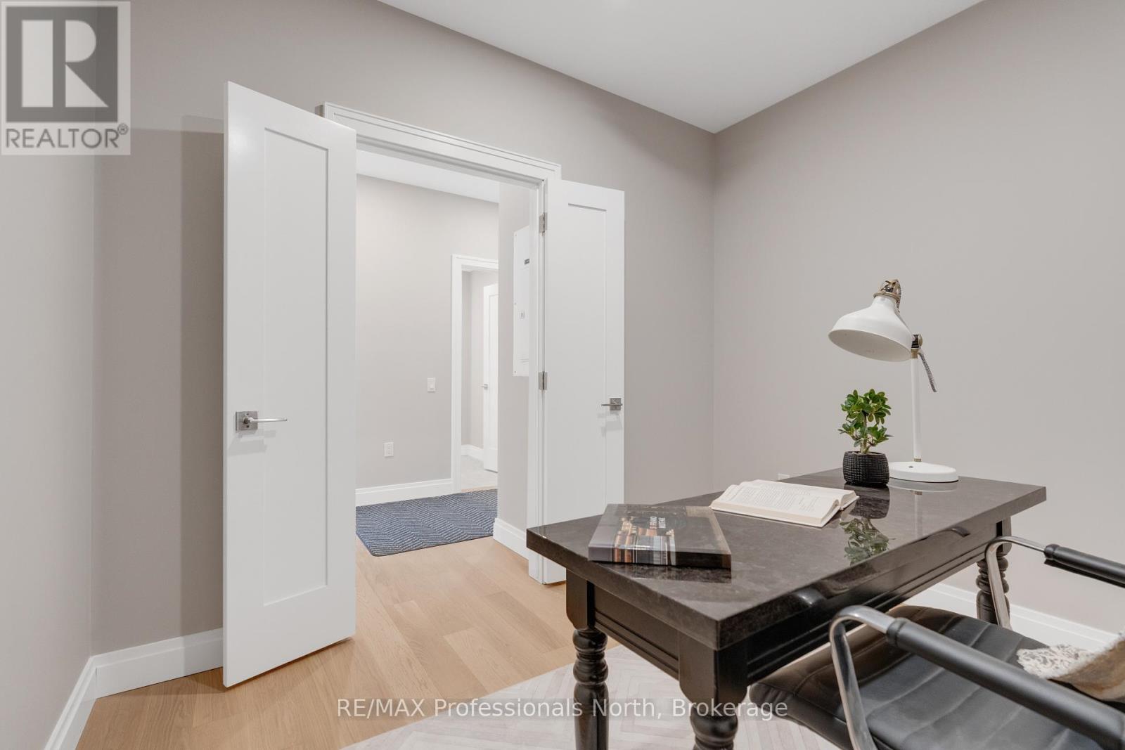 101 - 32 Brunel Road, Huntsville, Ontario  P1H 1P5 - Photo 22 - X12475515
