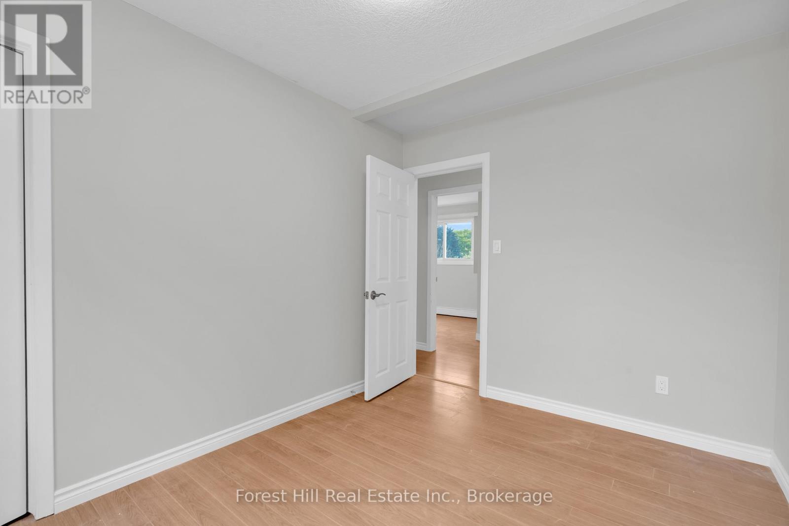 35 Shaftsbury Drive, Kitchener, Ontario  N2A 1N4 - Photo 19 - X12475532