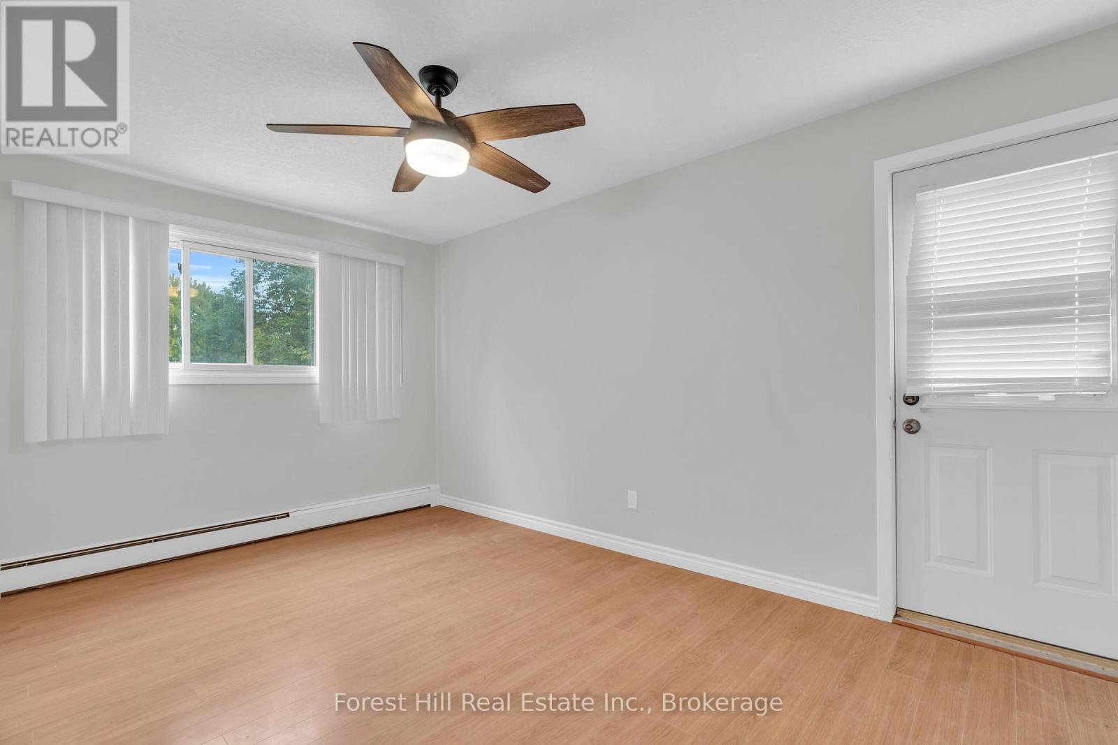 35 Shaftsbury Drive, Kitchener, Ontario  N2A 1N4 - Photo 22 - X12475532