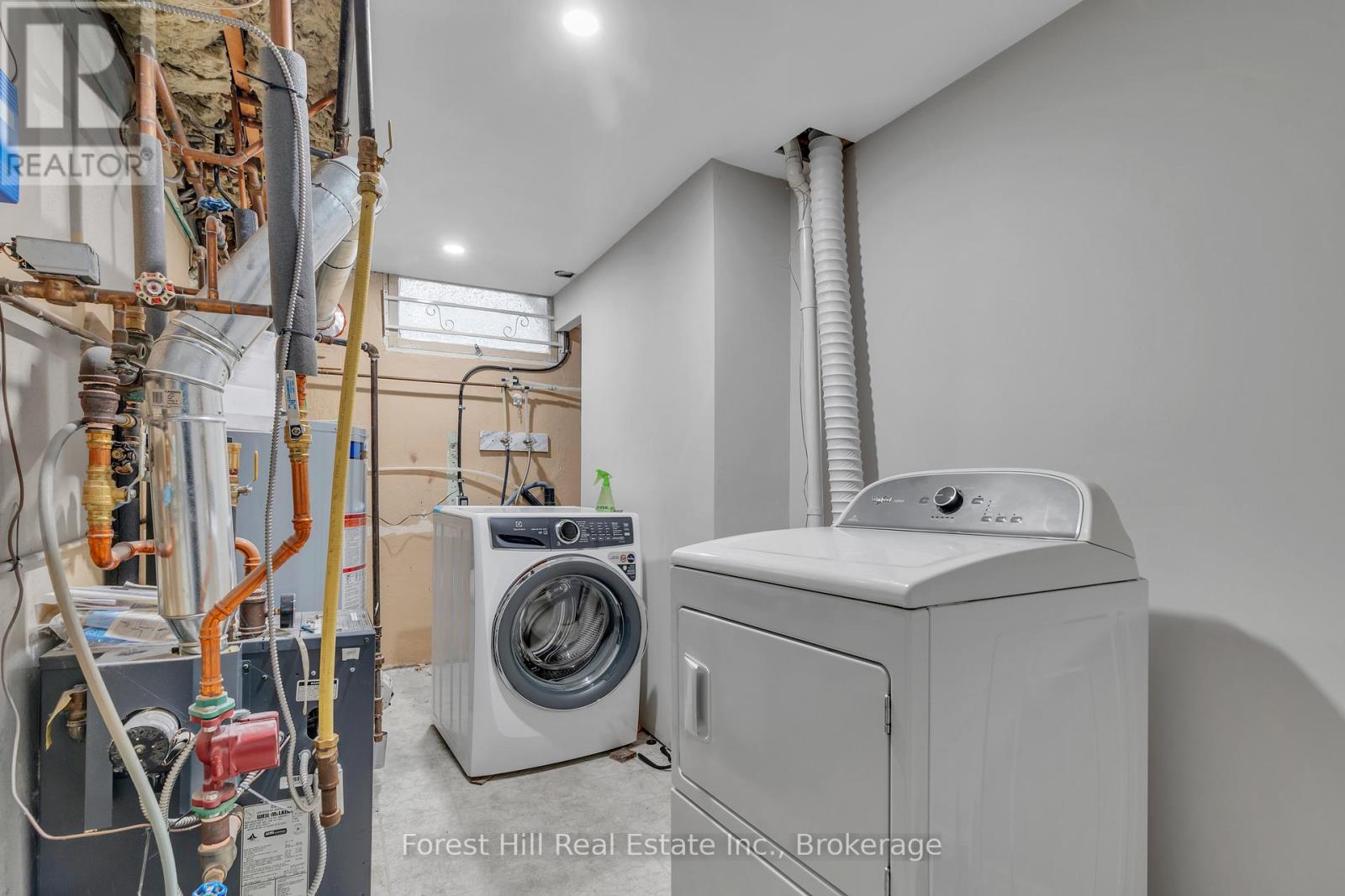 35 Shaftsbury Drive, Kitchener, Ontario  N2A 1N4 - Photo 30 - X12475532
