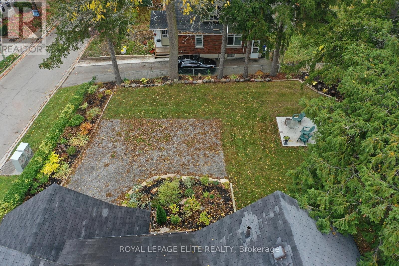 18-20 Reuben Street, Aurora, Ontario  L4G 2M2 - Photo 45 - N12465218