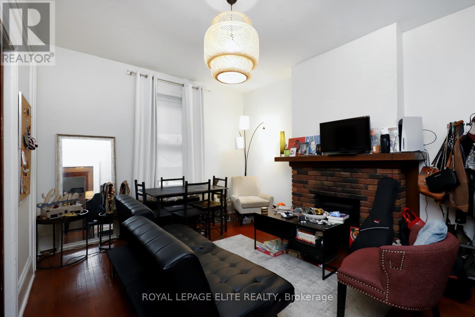 18-20 Reuben Street, Aurora, Ontario  L4G 2M2 - Photo 24 - N12465218