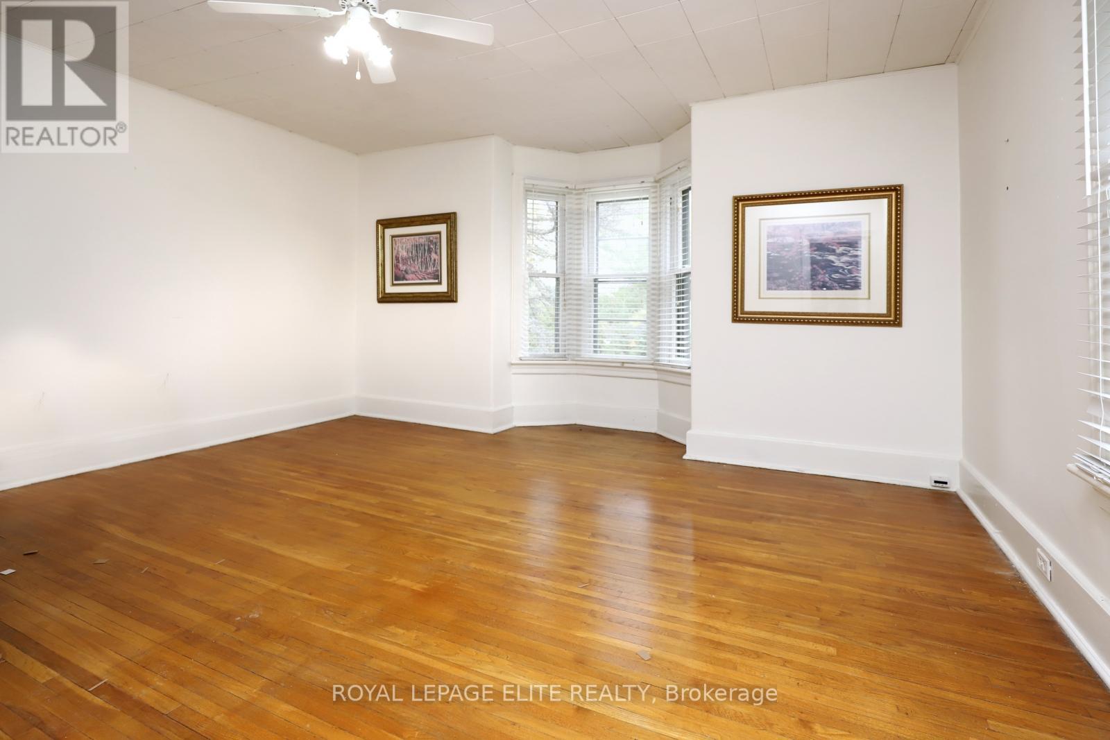 18-20 Reuben Street, Aurora, Ontario  L4G 2M2 - Photo 21 - N12465218