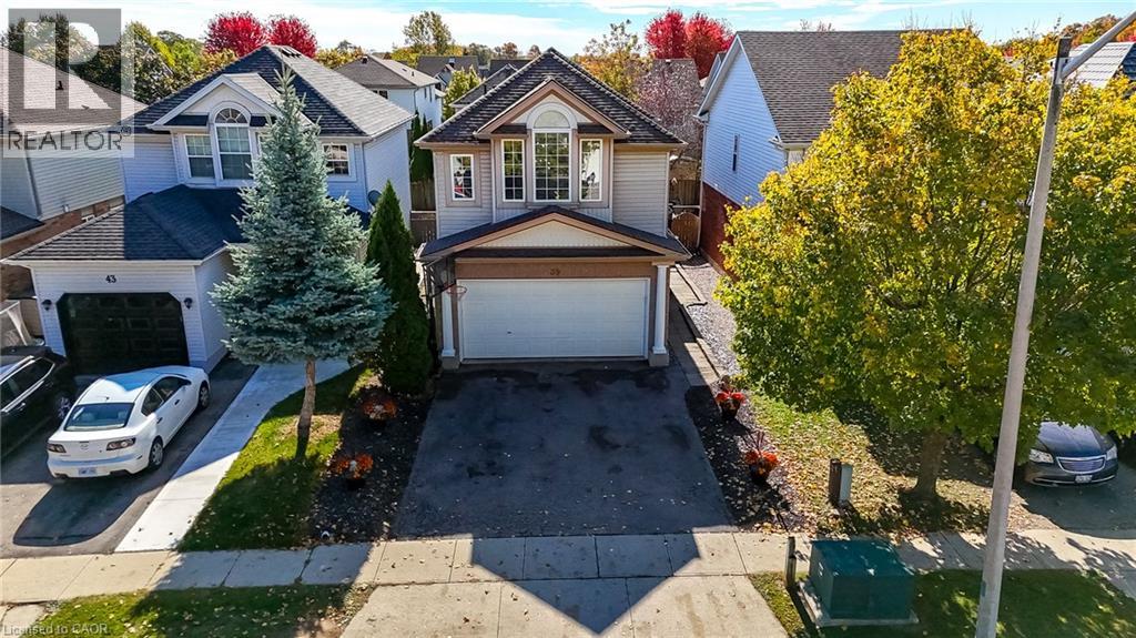 39 Karalee Crescent, Cambridge, Ontario  N3C 4H3 - Photo 2 - 40780732