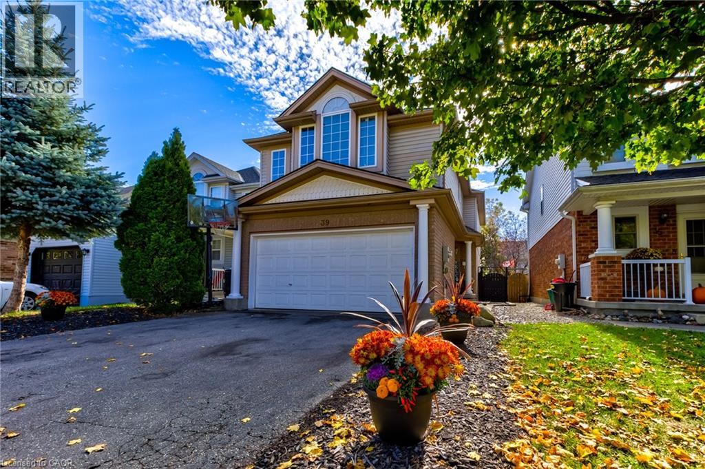 39 Karalee Crescent, Cambridge, Ontario  N3C 4H3 - Photo 3 - 40780732