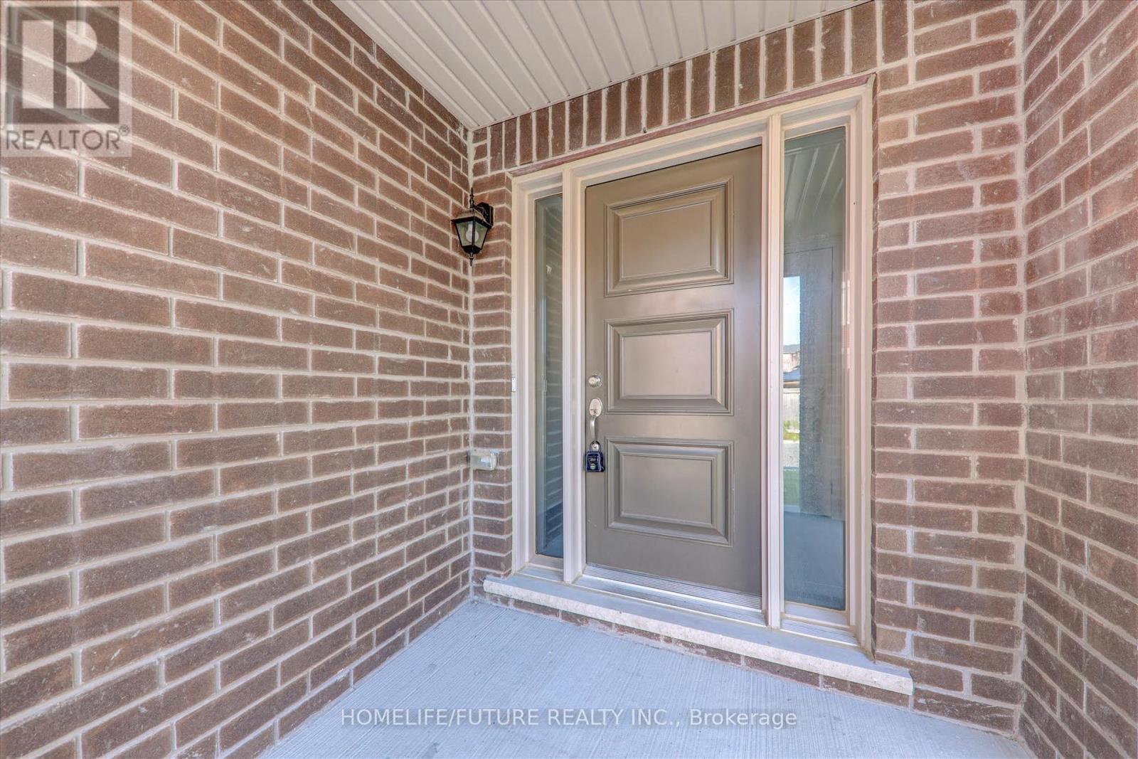 1130 Baltic Lane, Pickering, Ontario  L1X 0G9 - Photo 2 - E12475105