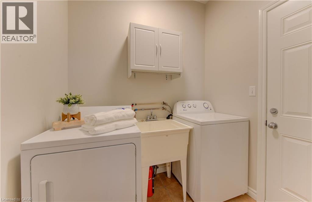 232 Buttercup Court, Waterloo, Ontario  N2V 2W8 - Photo 31 - 40775744