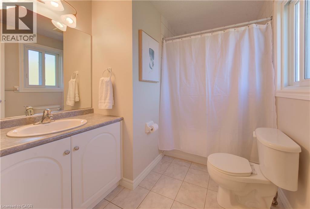 232 Buttercup Court, Waterloo, Ontario  N2V 2W8 - Photo 29 - 40775744