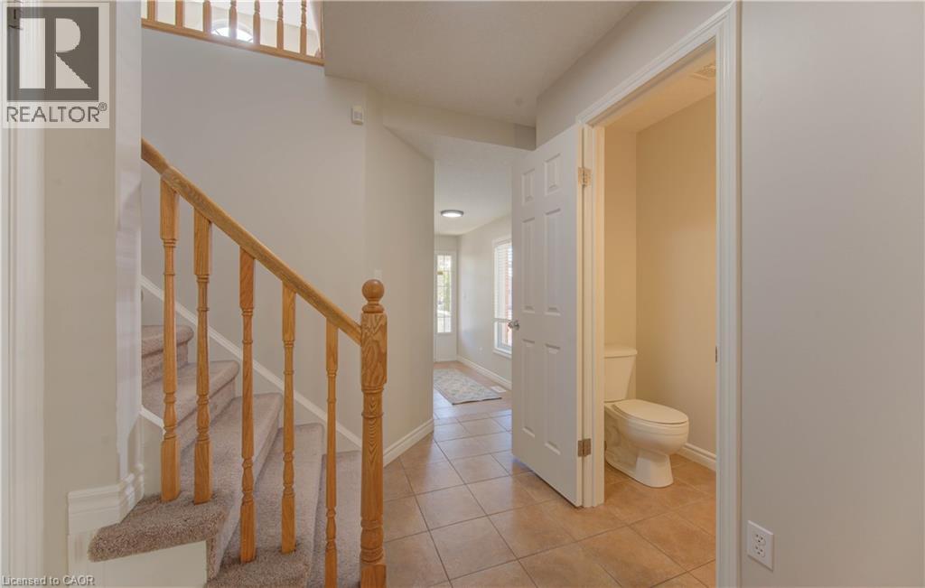 232 Buttercup Court, Waterloo, Ontario  N2V 2W8 - Photo 7 - 40775744