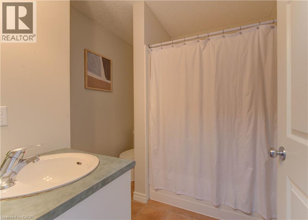 232 Buttercup Court, Waterloo, Ontario  N2V 2W8 - Photo 25 - 40775744