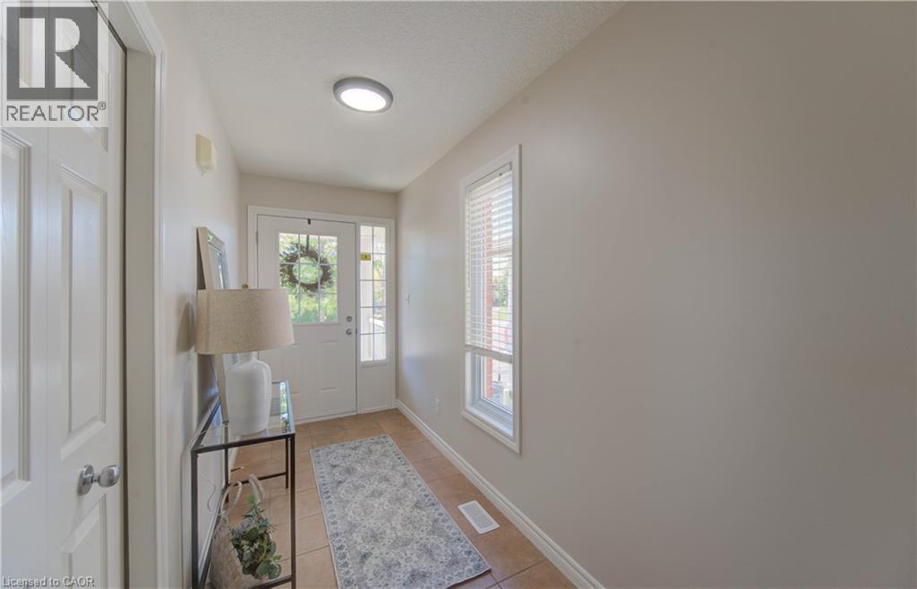 232 Buttercup Court, Waterloo, Ontario  N2V 2W8 - Photo 6 - 40775744