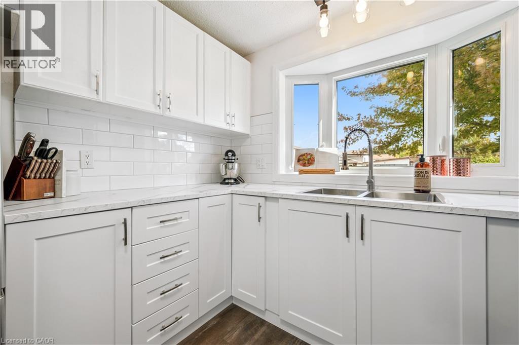 10 Broken Oak Crescent, Kitchener, Ontario  N2N 1N7 - Photo 13 - 40779531